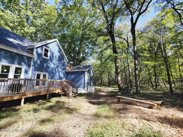 1620 Brooks RD, Atwood, TN 38220