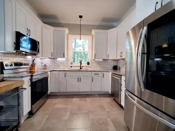1620 Brooks Rd, Atwood, TN 38220