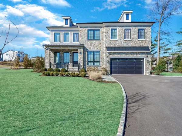 Luxury Home in Manhasset NY | 1 Sequoia Circle,Integrity Core Realty