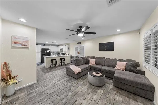 8929 Braided Yarn AVE, Las Vegas, NV 89149