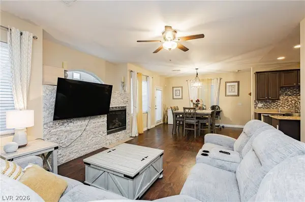 8120 Satin Carnation LN, Las Vegas, NV 89166