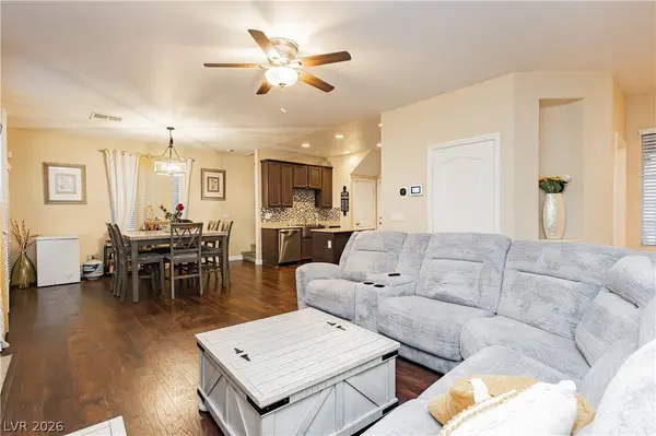 8120 Satin Carnation LN, Las Vegas, NV 89166