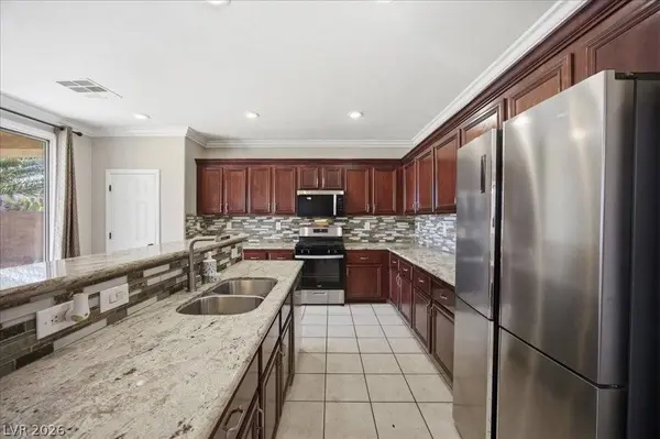 6112 Silken Saddle ST, North Las Vegas, NV 89031