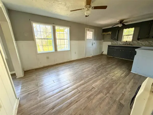 2308 32nd AVE N, Texas City, TX 77590