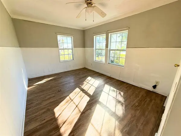 2308 32nd AVE N, Texas City, TX 77590