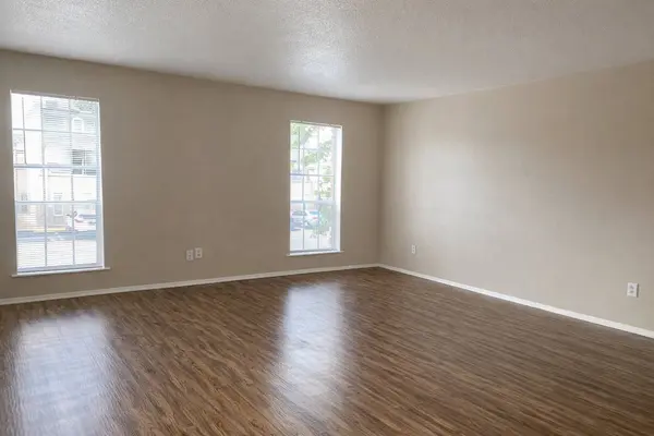 217 Church St #201, Galveston, TX 77550