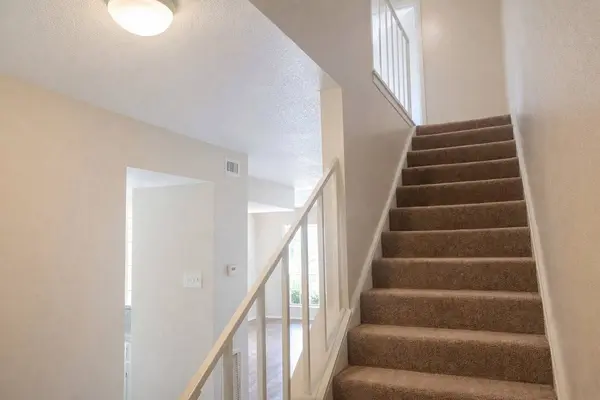 217 Church St #201, Galveston, TX 77550