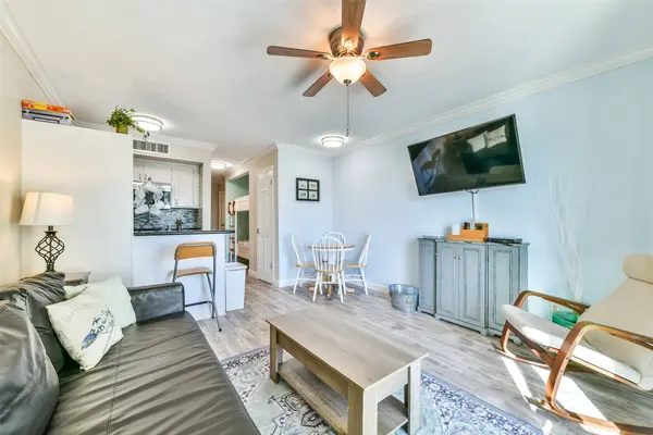 6300 Seawall BLVD #9220, Galveston, TX 77551