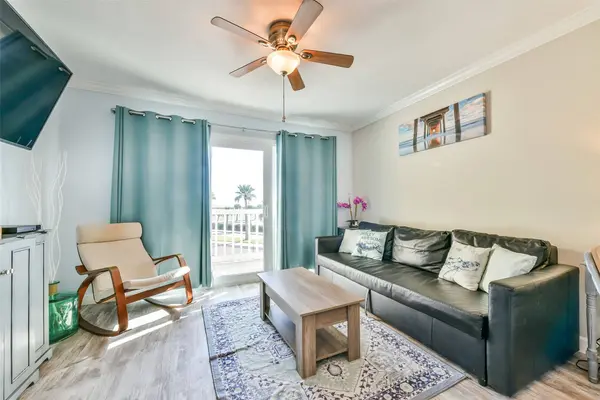 6300 Seawall BLVD #9220, Galveston, TX 77551