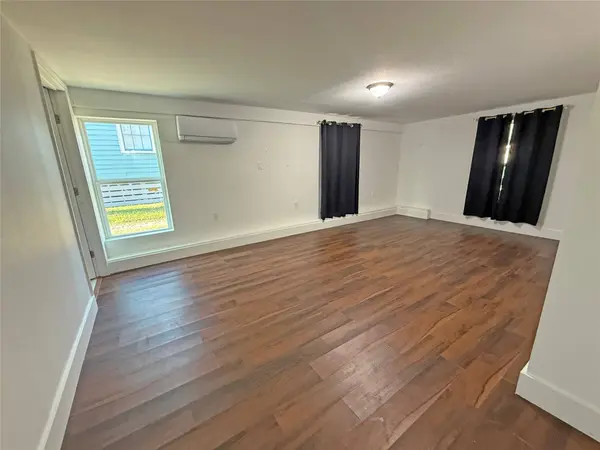 1415 Moody AVE, Galveston, TX 77550