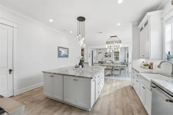 10 Mariner PASS, Galveston, TX 77554