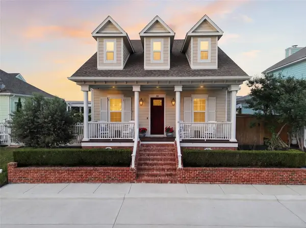 10 Mariner PASS, Galveston, TX 77554