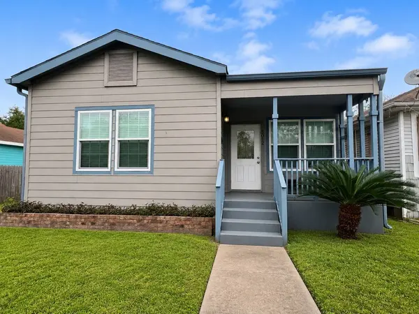 5012 Ave K #Front, Galveston, TX 77551