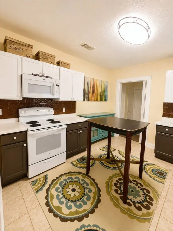 5012 Ave K #Front, Galveston, TX 77551