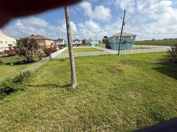 16721 Henry Morgan RD, Jamaica Beach, TX 77554