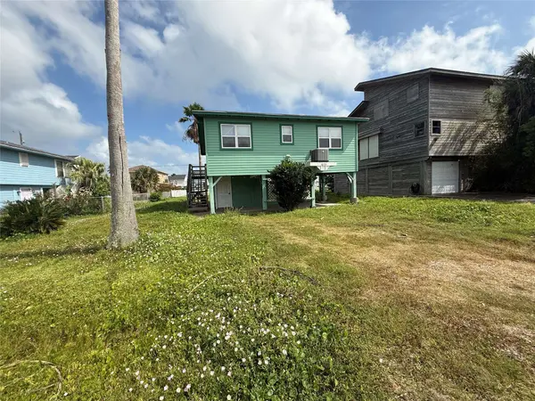 16721 Henry Morgan RD, Jamaica Beach, TX 77554