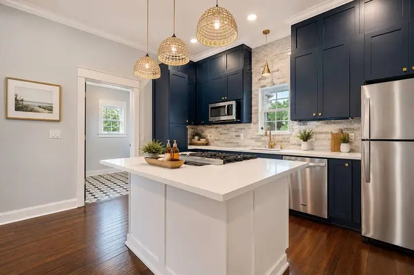 1110 Ave K #UP, Galveston, TX 77550
