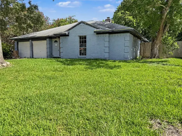 5003 Live Oak DR, Dickinson, TX 77539