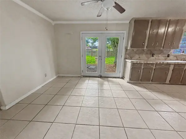 3413 Oleander AVE, Texas City, TX 77590