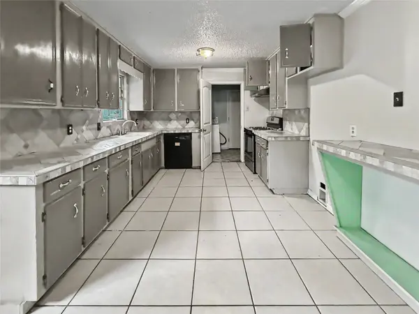 3413 Oleander AVE, Texas City, TX 77590