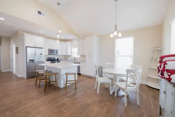 4129 Fort Bend DR, Galveston, TX 77554