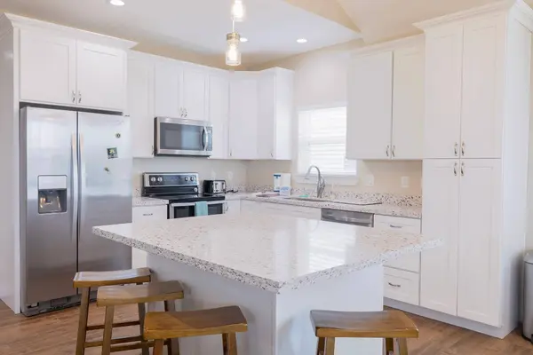 4129 Fort Bend DR, Galveston, TX 77554