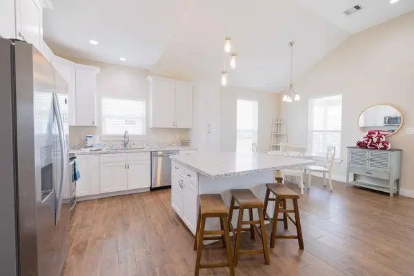 4129 Fort Bend DR, Galveston, TX 77554