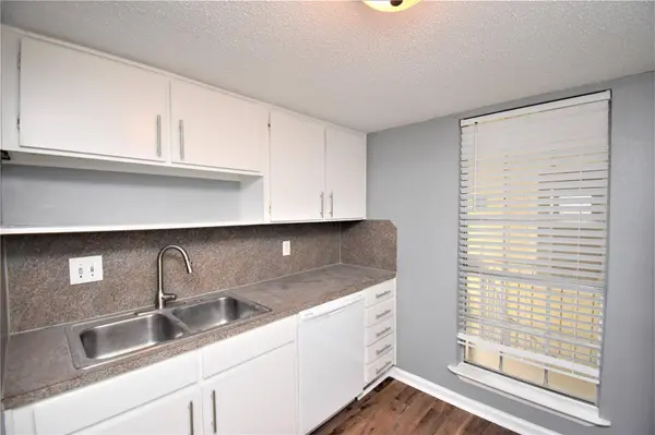217 Church ST #204, Galveston, TX 77550