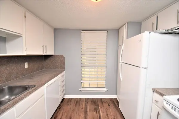 217 Church ST #204, Galveston, TX 77550
