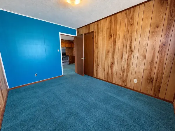 204 Teal LN, Anahuac, TX 77514