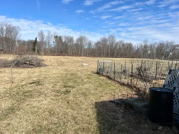 5560 Refugee Road, Baltimore, OH 43105