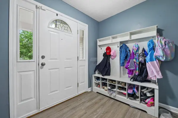 5753 Paul Talbott Circle, Grove City, OH 43123