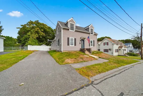20 Herbert St, Wakefield, MA 01880