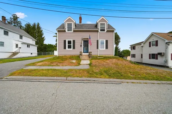 20 Herbert St, Wakefield, MA 01880