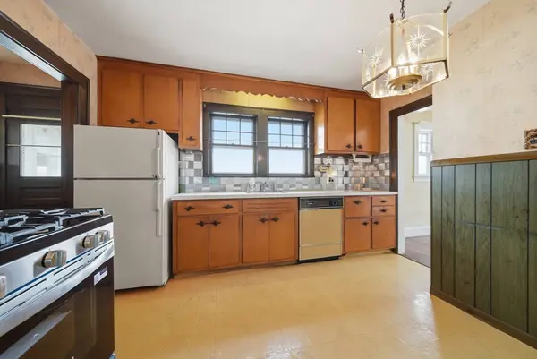 254 Lynnfield St, Lynn, MA 01904
