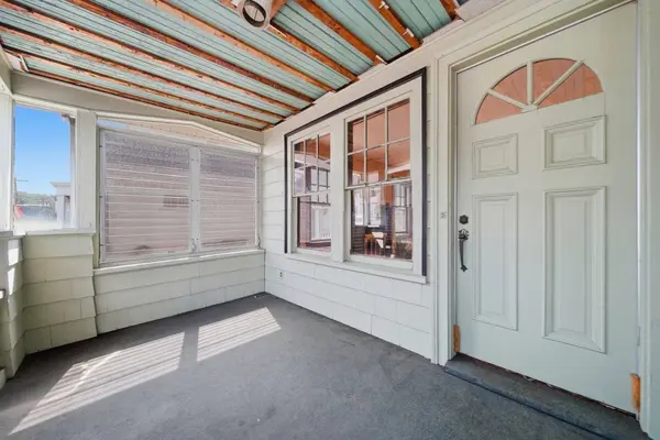 254 Lynnfield St, Lynn, MA 01904