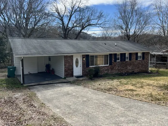 6608 Langston Rd, Knoxville, TN 37918-5031