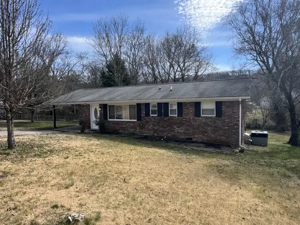6608 Langston Rd, Knoxville, TN 37918-5031