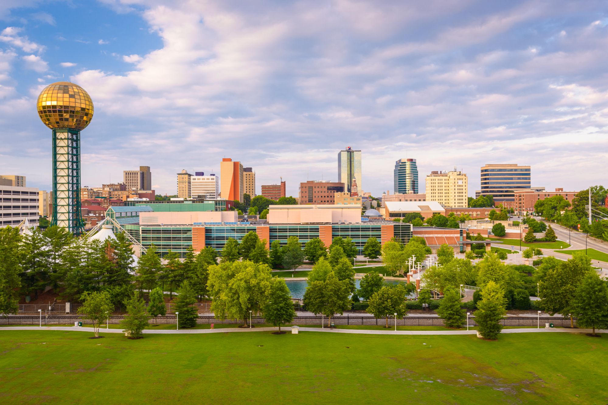 Downtown Knoxville Tennessee condos and homes for sale urban living Market Square