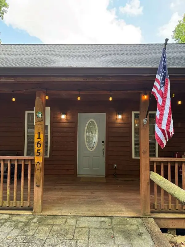 165 Kangaroo Ridge, Byrdstown, TN 38549