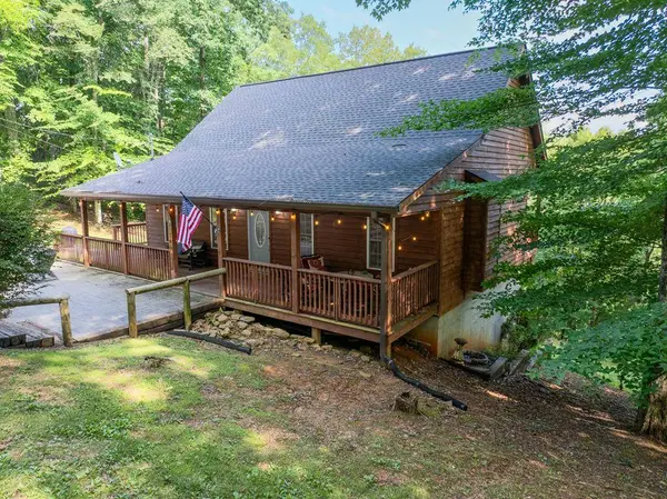 165 Kangaroo Ridge, Byrdstown, TN 38549