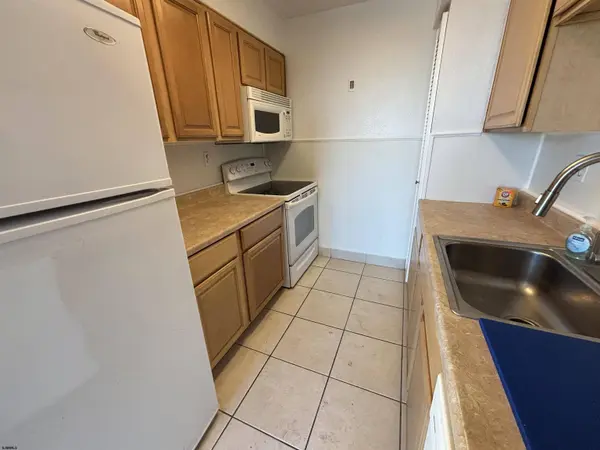 2834 Atlantic Avenue, Atlantic City, NJ 08401