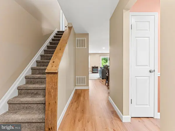 225 LAFAYETTE DR, Swedesboro, NJ 08085