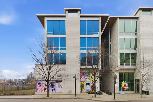 925 N Larrabee ST #2N, Chicago, IL 60610