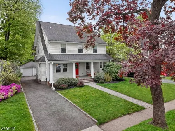 653 Ridgewood Avenue, Bloomfield Twp., NJ 07003