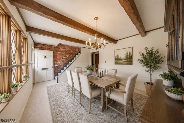 180 Oxford Ave, Saddle Brook Twp., NJ 07663