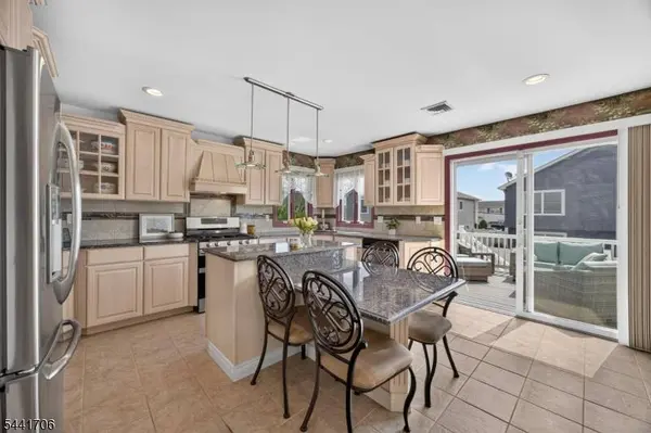 12 William St, Saddle Brook Twp., NJ 07663