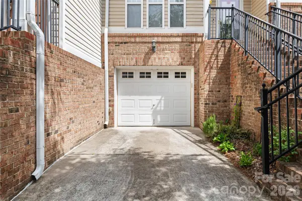 7111 Founders Club CT, Charlotte, NC 28269