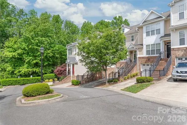7111 Founders Club CT, Charlotte, NC 28269