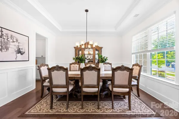 809 Brown Creek DR, Matthews, NC 28104